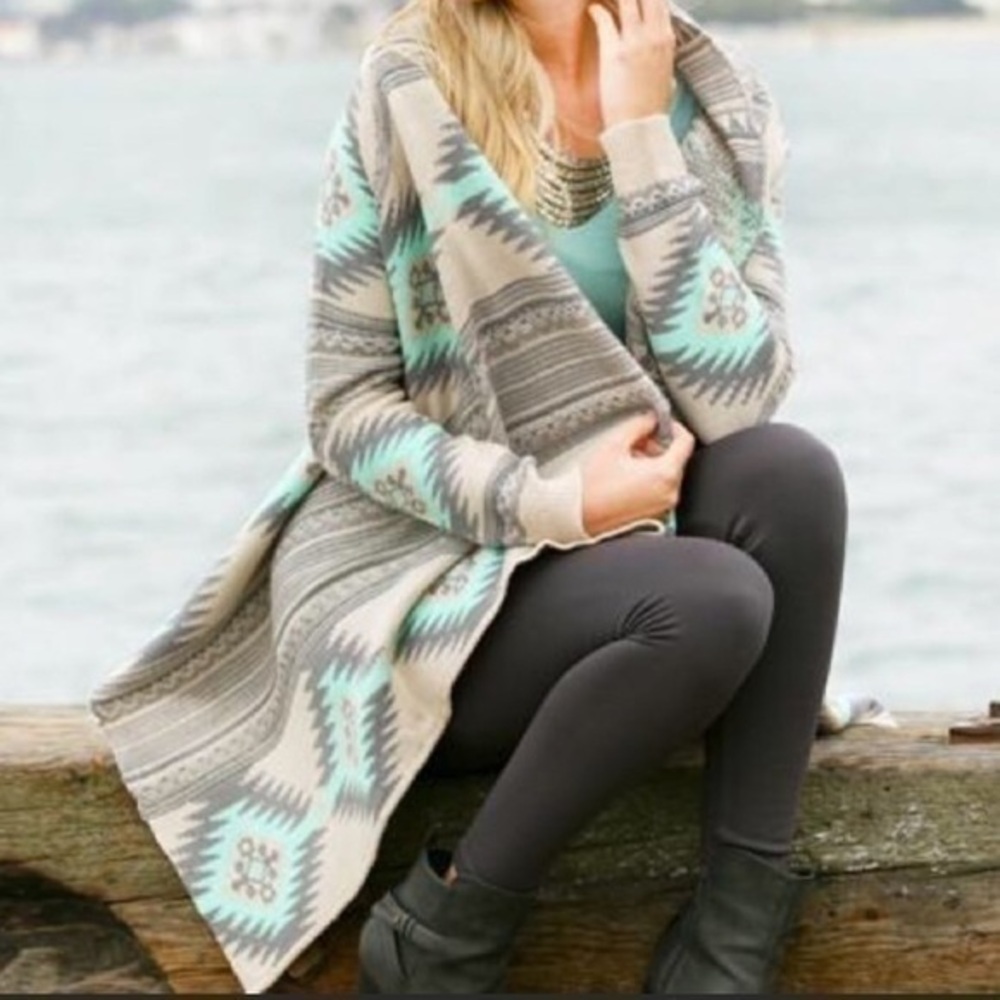 UEC Dreamers waterfall front cardigan Aztec print small/ med